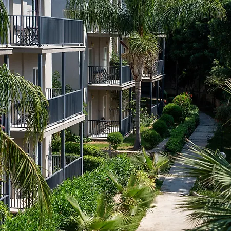 بودروم بيتش ريزورت غومْبيت